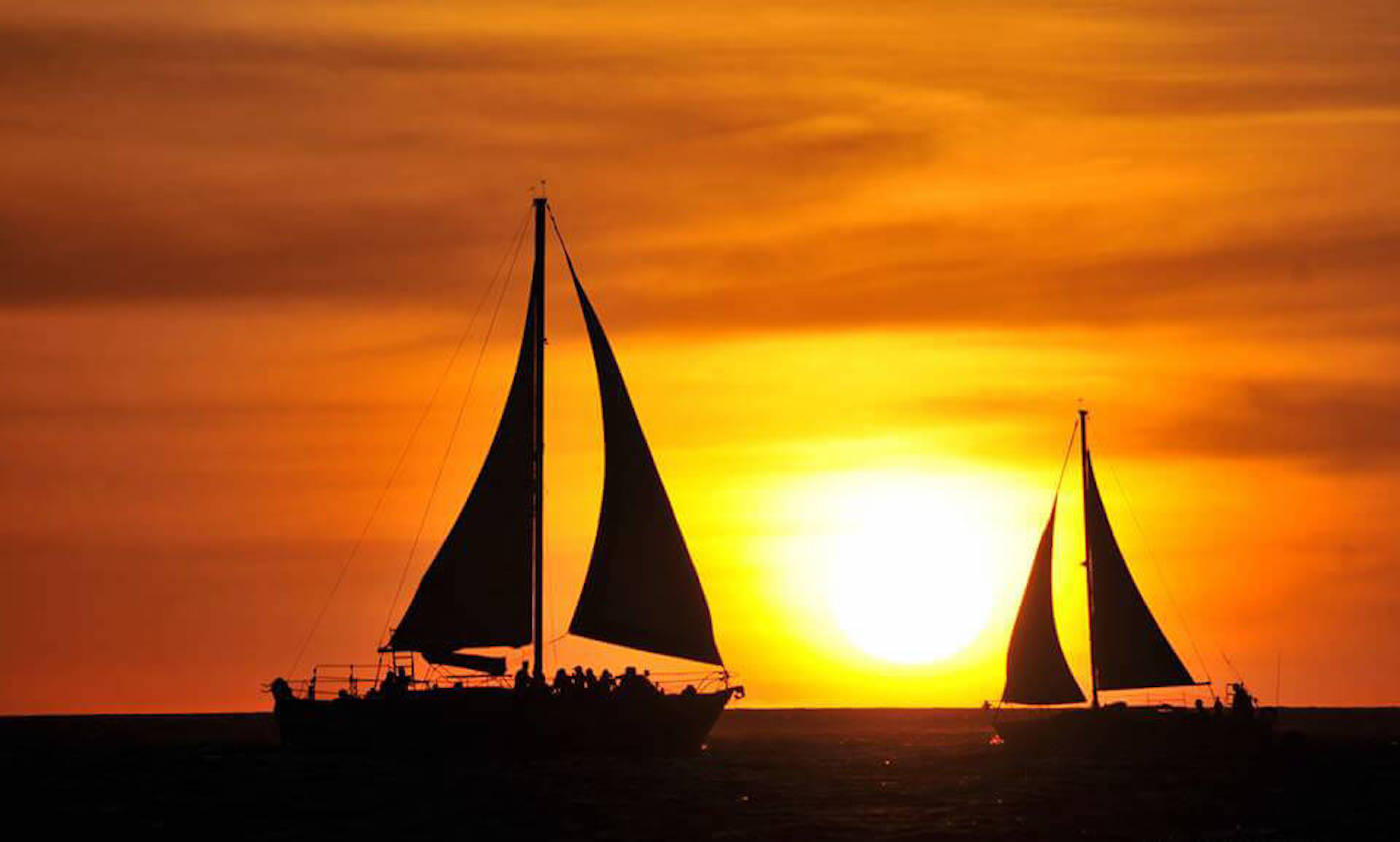 sailboat sunset tour